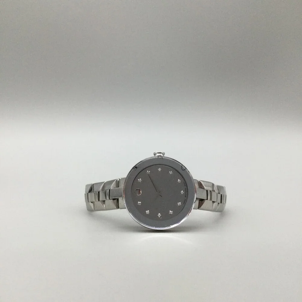 Swiss Movado Mirror Sapphire Watch Women 28mm Silver Tone New Battery 7.25